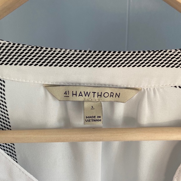 41 Hawthorne Blouse - Picture 2 of 3